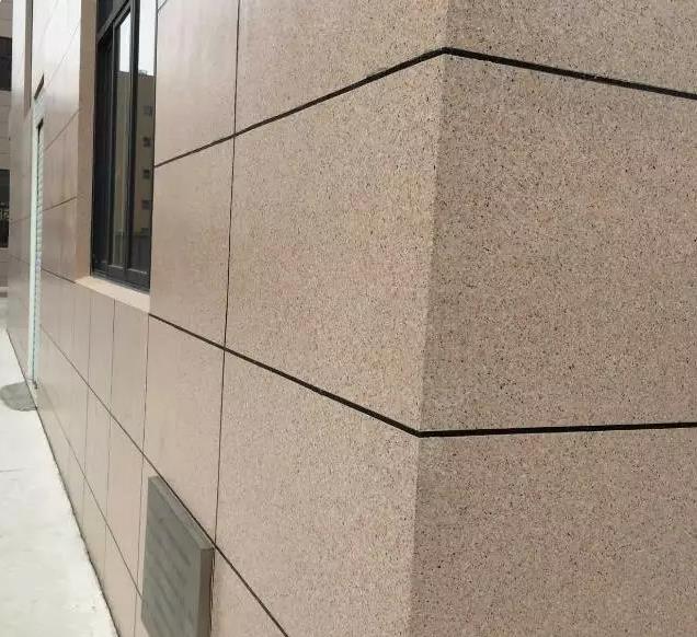 水包水水包砂在舊墻面上施工，該怎么處理？